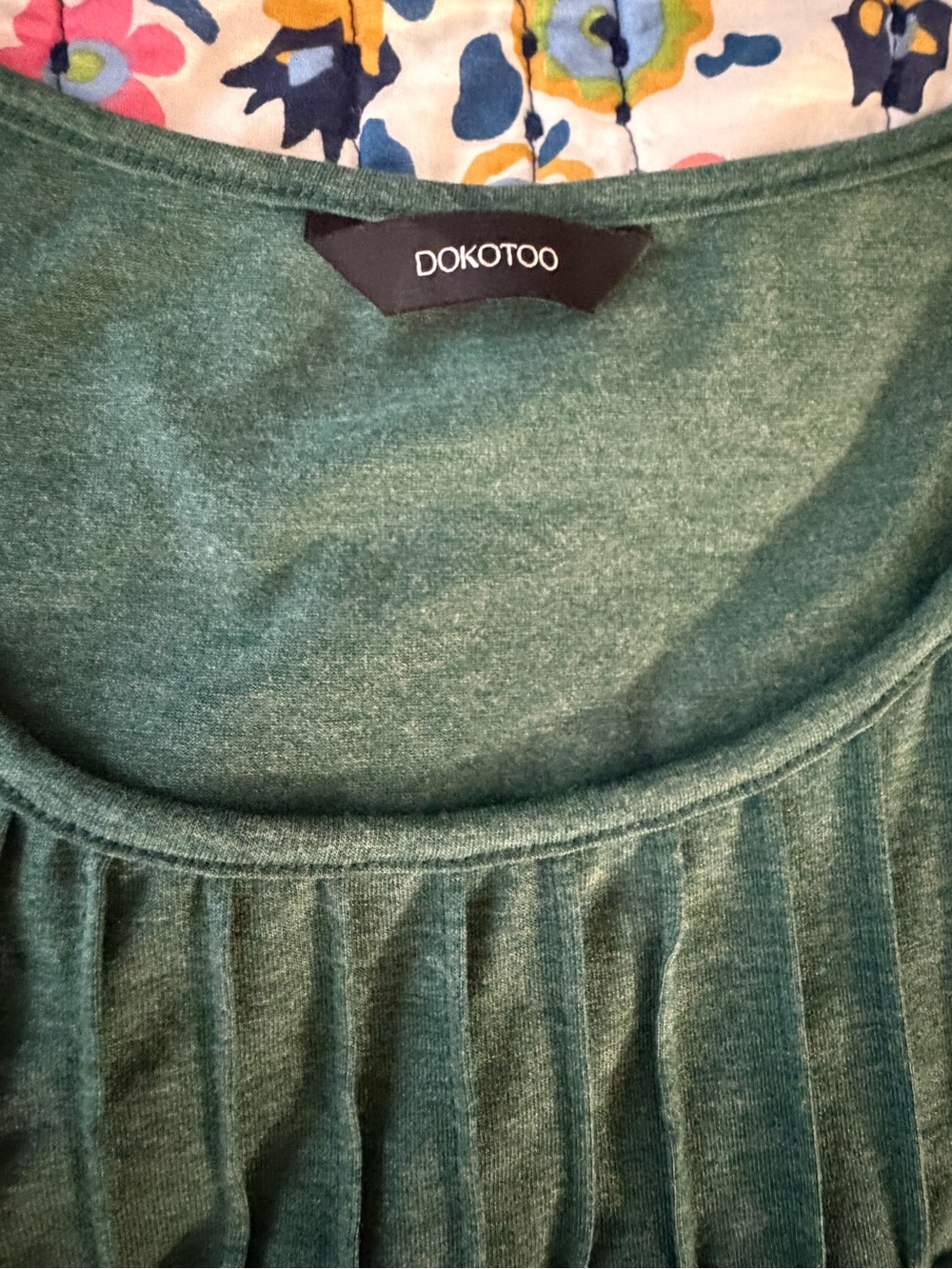 DOKOTOO XL Women’s Hunter Green SOFT Short Sleeve Knit Top - Picture 3 of 13